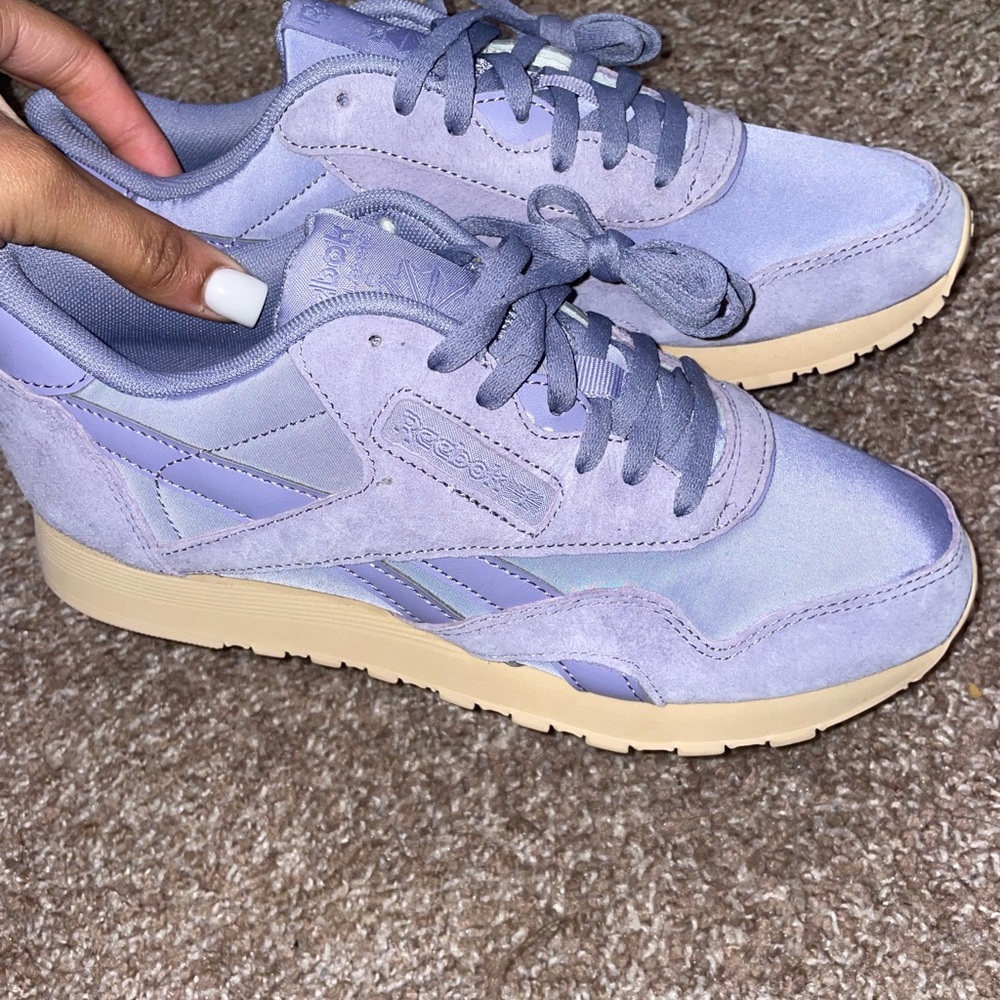 Never Worn - image 1